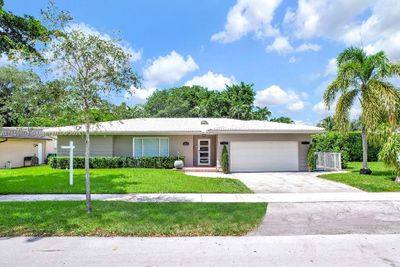 14530 Sabal Dr, House other with 4 bedrooms, 2 bathrooms and null parking in Miami Lakes FL | Image 1