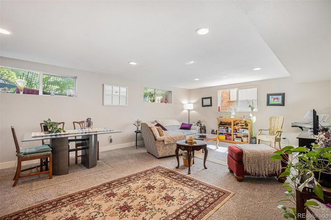 8192 E Oxford Dr, House other with 5 bedrooms, 3 bathrooms and 2 parking in Denver CO | Image 14