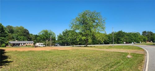 2493 Old Hwy 21, State Road, NC, 28676-9270 | Card Image