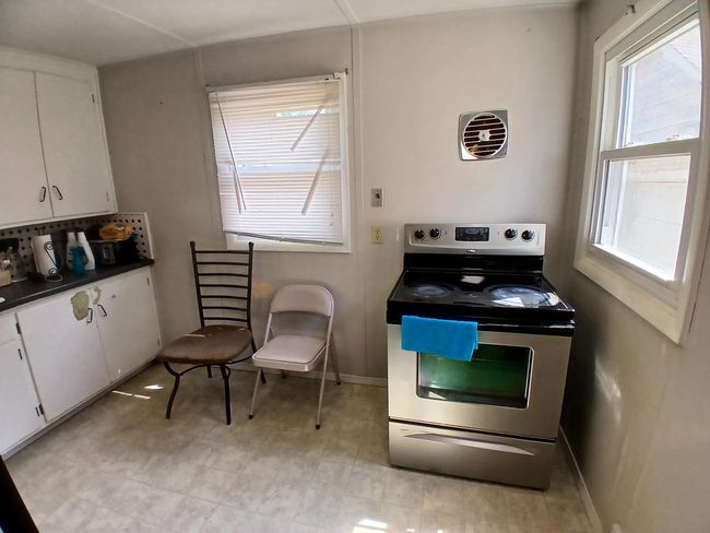 1415 S Kernan Street, House other with 2 bedrooms, 1 bathrooms and null parking in APPLETON WI | Image 6