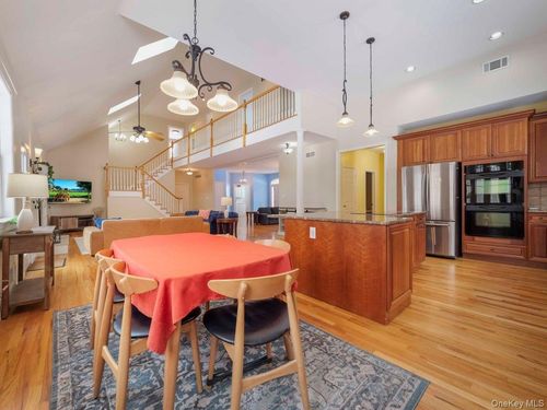 36 Horseshoe Path, Pawling, NY, 12564-2227 | Card Image