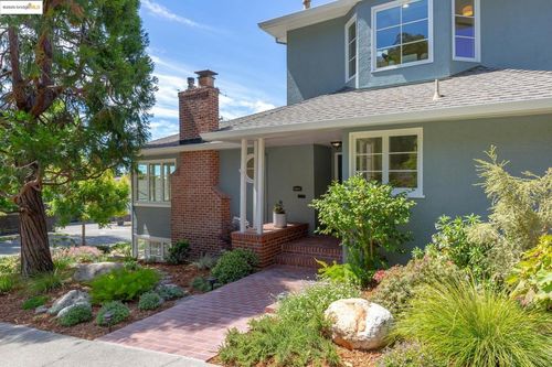 2773 Argyle St, Oakland, CA, 94602-2602 | Card Image