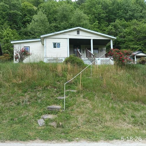 450 Bowen Ln, Inez, KY, 41224-9563 | Card Image