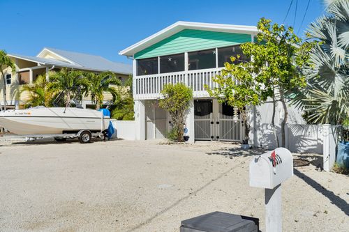29313 Coconut Palm Dr, Big Pine Key, FL, 33043-6009 | Card Image