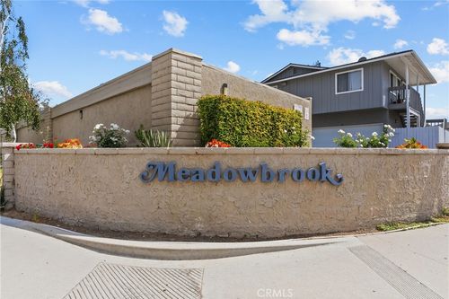 24-3452 Lockwood Ct, Simi Valley, CA, 93063-5309 | Card Image