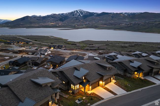 442 E Overlook Loop, Townhouse with 4 bedrooms, 5 bathrooms and 2 parking in Hideout UT | Image 51