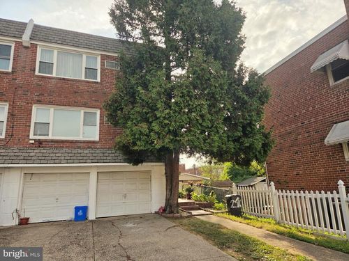 210 Lockart Ln, PHILADELPHIA, PA, 19116-3126 | Card Image