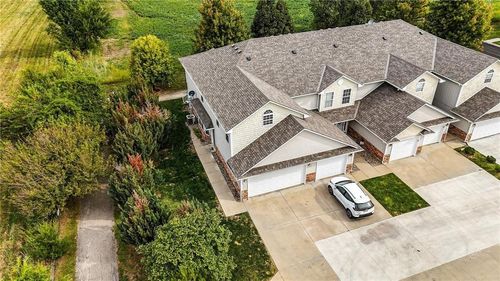 21004 Millridge St, Spring Hill, KS, 66083-6505 | Card Image