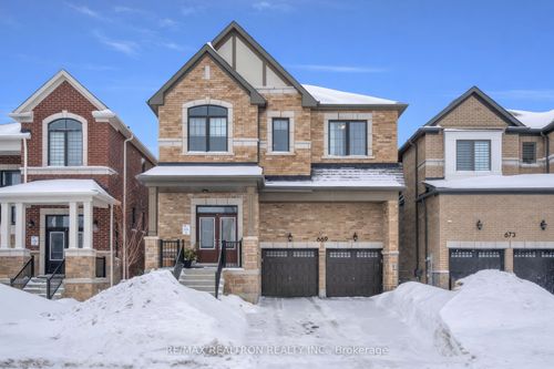 669 Newlove St, Innisfil, ON, L9S0R9 | Card Image