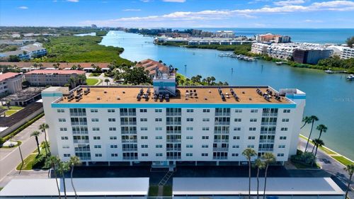 404-10216 Regal Drive, LARGO, FL, 33774 | Card Image