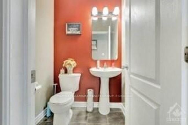 475 Creekview Way, House other with 4 bedrooms, 4 bathrooms and 4 parking in Gloucester ON | Image 10