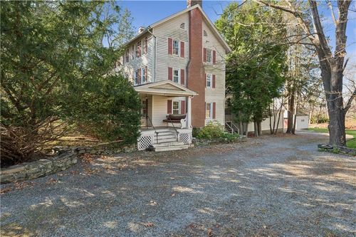 126 Mclain St, Mount Kisco, NY, 10549-4932 | Card Image