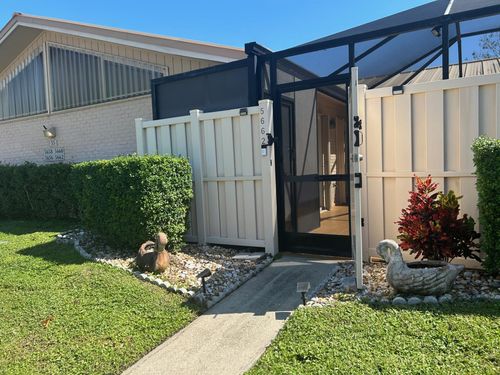 5662 Golden Eagle Cir, Palm Beach Gardens, FL, 33418-1501 | Card Image