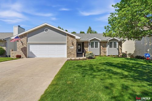 7656 Baldwin Ave, Lincoln, NE, 68507-2921 | Card Image