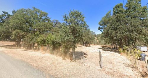 16278 28th Ave, Clearlake, CA, 95422-9081 | Card Image