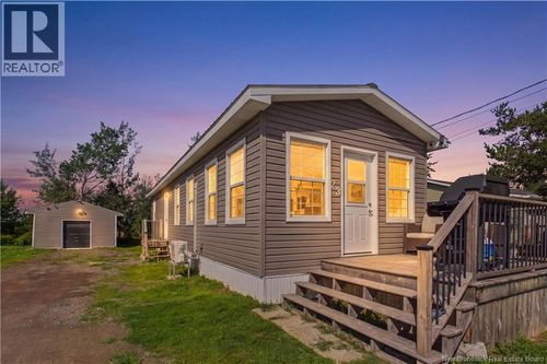 23 River Dr East, Riverview, NB, E1B5B1 | Card Image
