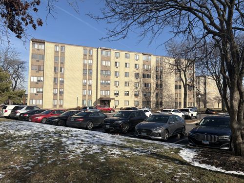 305-9725 S Karlov Ave, Oak Lawn, IL, 60453-3338 | Card Image