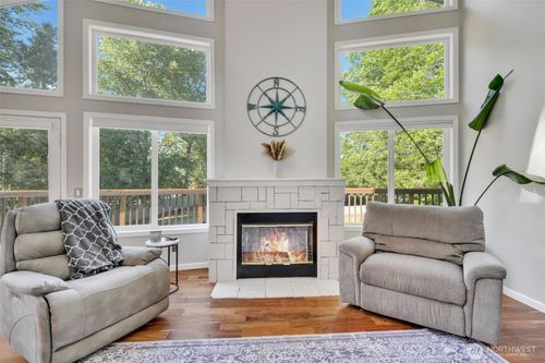 521 E Enchantment Dr, Union, WA, 98592-9699 | Card Image