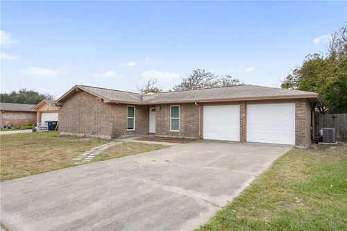 425 Antares Dr, Corpus Christi, TX, 78418-3914 | Card Image
