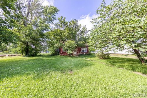 129 Maple Ave, Licking, MO, 65542-9877 | Card Image