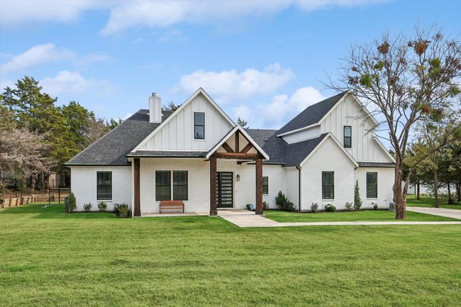 328 Brandon Way, House other with 5 bedrooms, 3 bathrooms and null parking in Pottsboro TX | Image 4