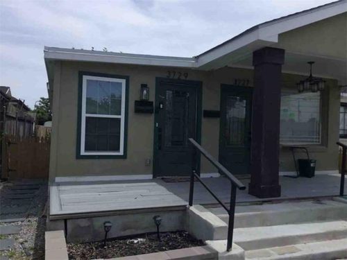 3727 Roneagle Way, New Orleans, LA, 70122 | Card Image