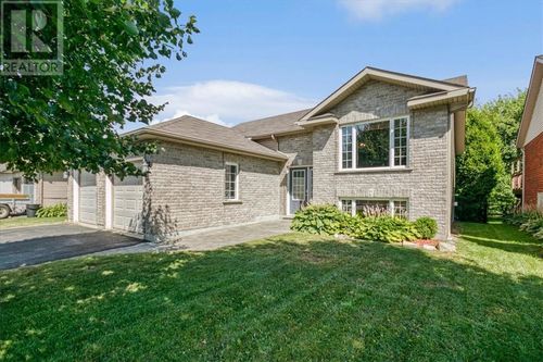 10 Mulberry Crt, Lively, ON, P3Y0A1 | Card Image