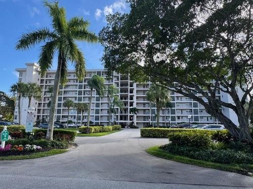 apt-102-3100 N Palm Aire Dr, Pompano Beach, FL, 33069-5201 | Card Image