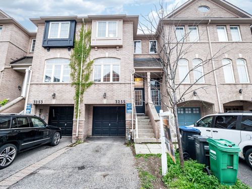 3255 Redpath Cir, Mississauga, ON, L5N8R3 | Card Image