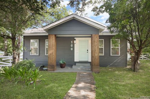 166 E Harding Blvd, San Antonio, TX, 78214-2906 | Card Image