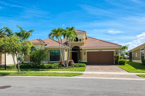 12095 Bastille Circle E, Parkland, FL, 33076 | Card Image