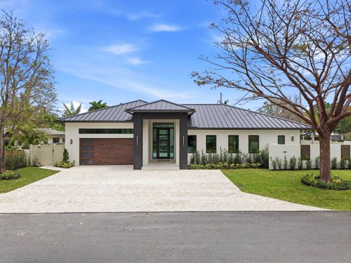 2400 Ne 26th Ave, Fort Lauderdale, FL, 33305-2716 | Card Image