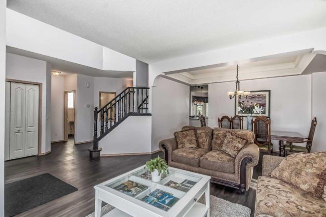 648 Scimitar Bay Nw, Home with 6 bedrooms, 4 bathrooms and 4 parking in Calgary AB | Image 21