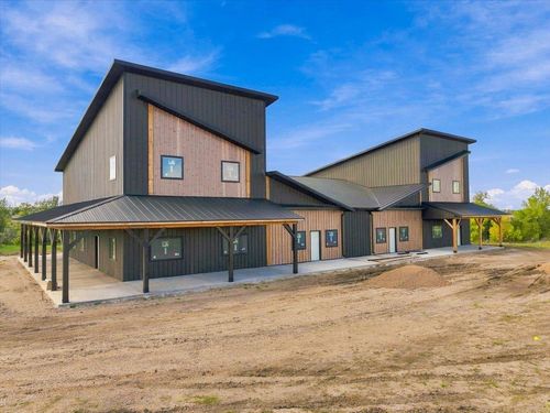 19131 Us Highway 85, Belle Fourche, SD, 57717-7903 | Card Image
