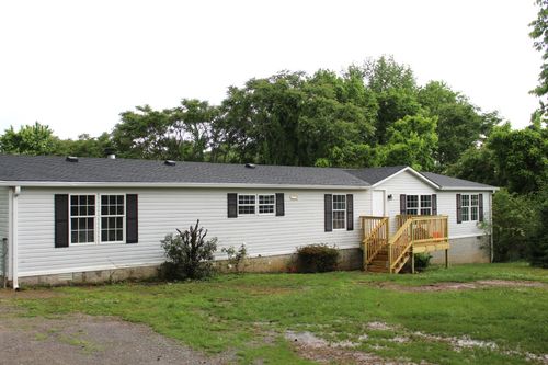 125 Crestview Dr, Mount Juliet, TN, 37122-2235 | Card Image