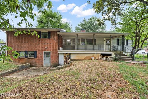 109 Venus Rd, Oak Ridge, TN, 37830-6438 | Card Image