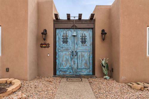 2720 Pradera Ct, Santa Fe, NM, 87505-6833 | Card Image