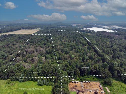 999 Stone Rd, Windsor, CT, 06095-1038 | Card Image