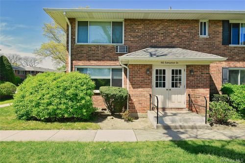 apt-d1-192 Edmunton Dr, Babylon, NY, 11703-5295 | Card Image