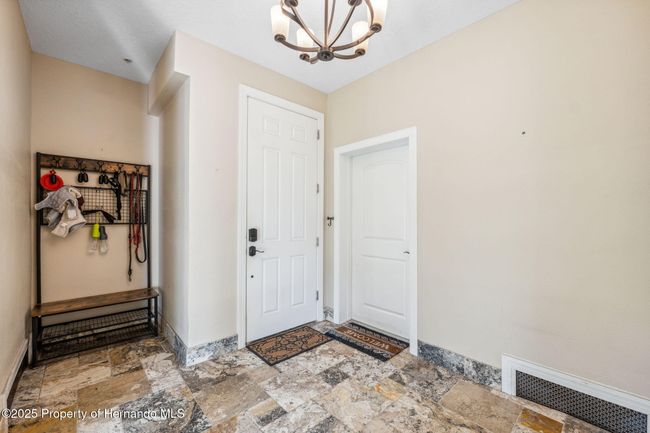 UNIT-411 - 1340 Bayshore Blvd, Condo with 3 bedrooms, 2 bathrooms and null parking in Dunedin FL | Image 5