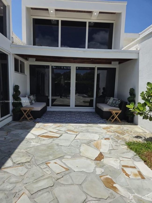 4050 Ne 25 Th Ave, House other with 3 bedrooms, 4 bathrooms and null parking in Lighthouse Point FL | Image 32