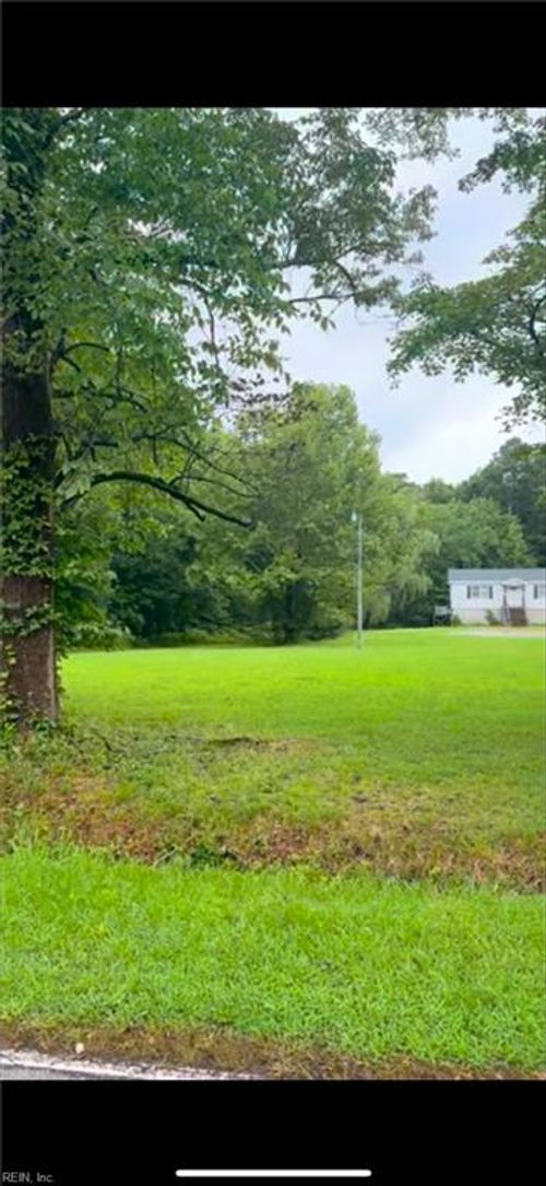 28028 Colosse Rd, Carrsville, VA, 23315-4618 | Card Image