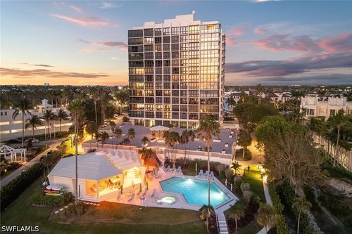 3b-4031 Gulf Shore Blvd N, NAPLES, FL, 34103-2606 | Card Image