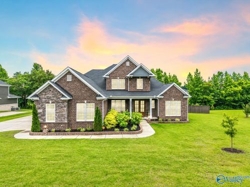 335 Merrydale Dr, Huntsville, AL, 35811-9811 | Card Image