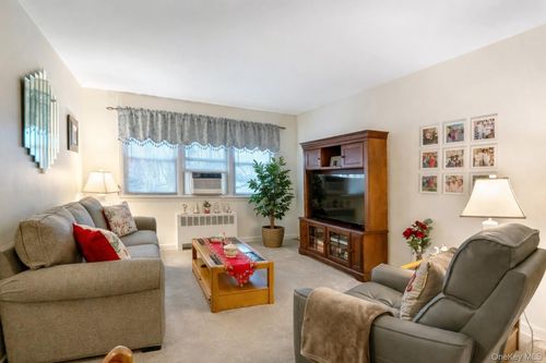 apt-2b-62 Underhill Ave, West Harrison, NY, 10604-2445 | Card Image