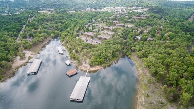 Table Rock Lake Condo | Image 36