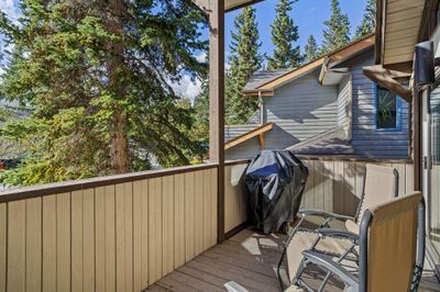 50 Ridge Rd, Home with 3 bedrooms, 2 bathrooms and 3 parking in Canmore AB | Image 2