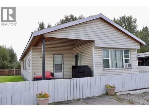 1011 King Cres, Golden, BC, V0A1H2 | Card Image
