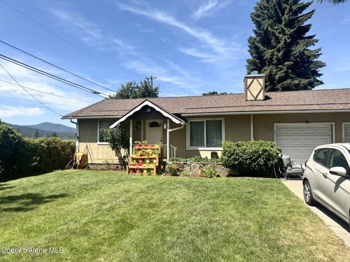 2852 W Fairway Dr, Coeur D Alene, ID, 83815-9035 | Card Image