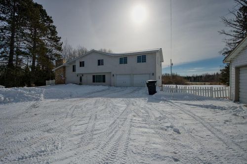 9764 Zim Rd, Zim, MN, 55738-8155 | Card Image